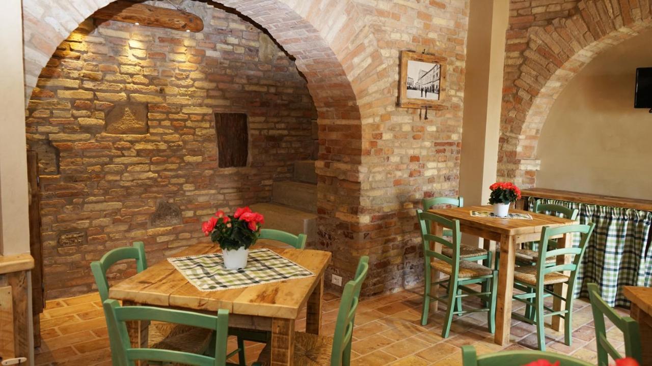 Il Castello Affittacamere Montecosaro  Kültér fotó