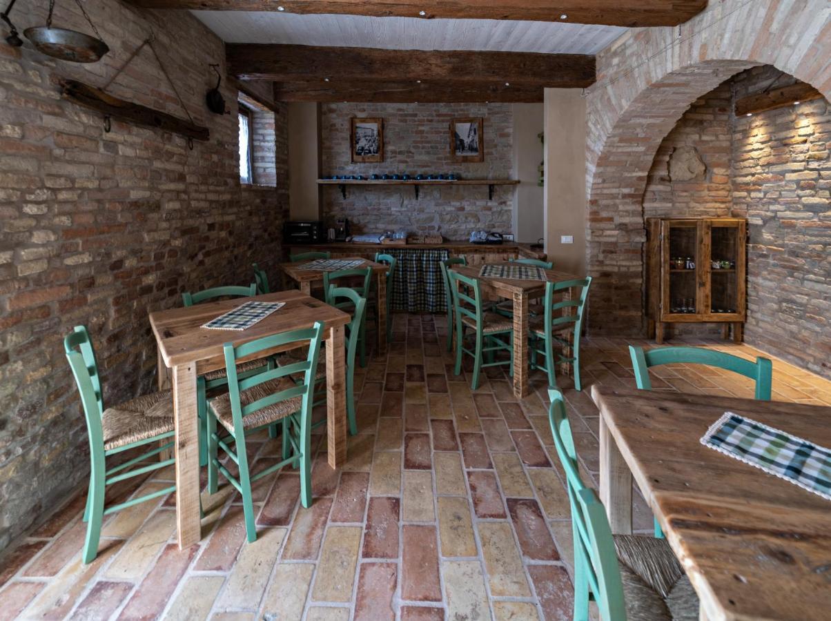 Il Castello Affittacamere Montecosaro  Kültér fotó