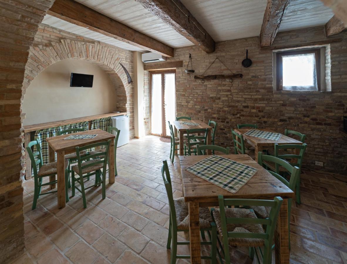 Il Castello Affittacamere Montecosaro  Kültér fotó